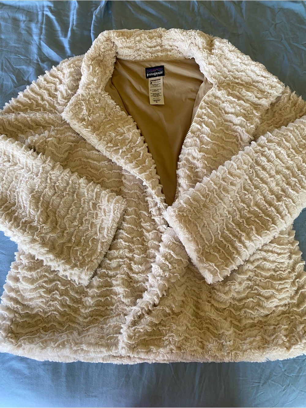 Patagonia Cream Plush Teddy Jacket